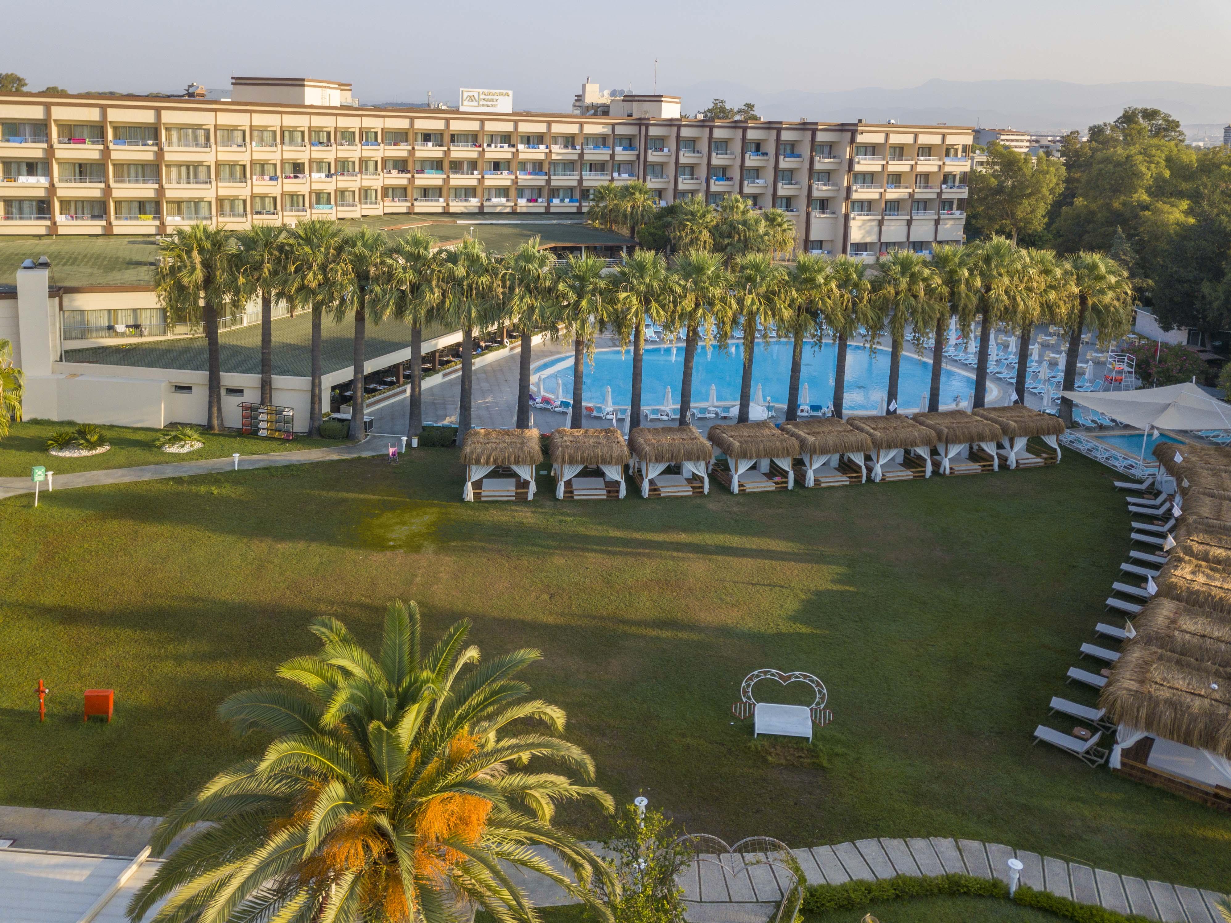 Amara Family Resort Side Luaran gambar
